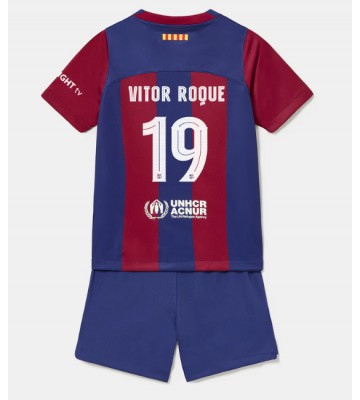 Barcelona Vitor Roque #19 Replika Babytøj Hjemmebanesæt Børn 2023-24 Kortærmet (+ Korte bukser)